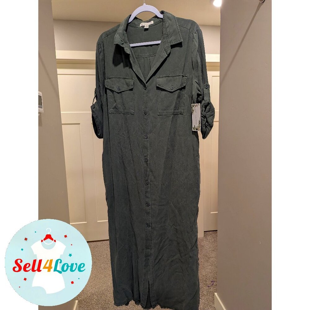 Brand new green maxi button up shirt dress from Chelsea and Violet, size XL